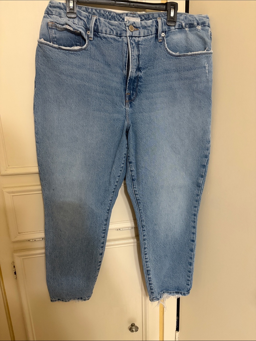Good American distressed cropped jeans